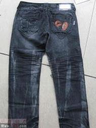 日韩童装牛仔裤广告视频,潮流童趣，时尚启航